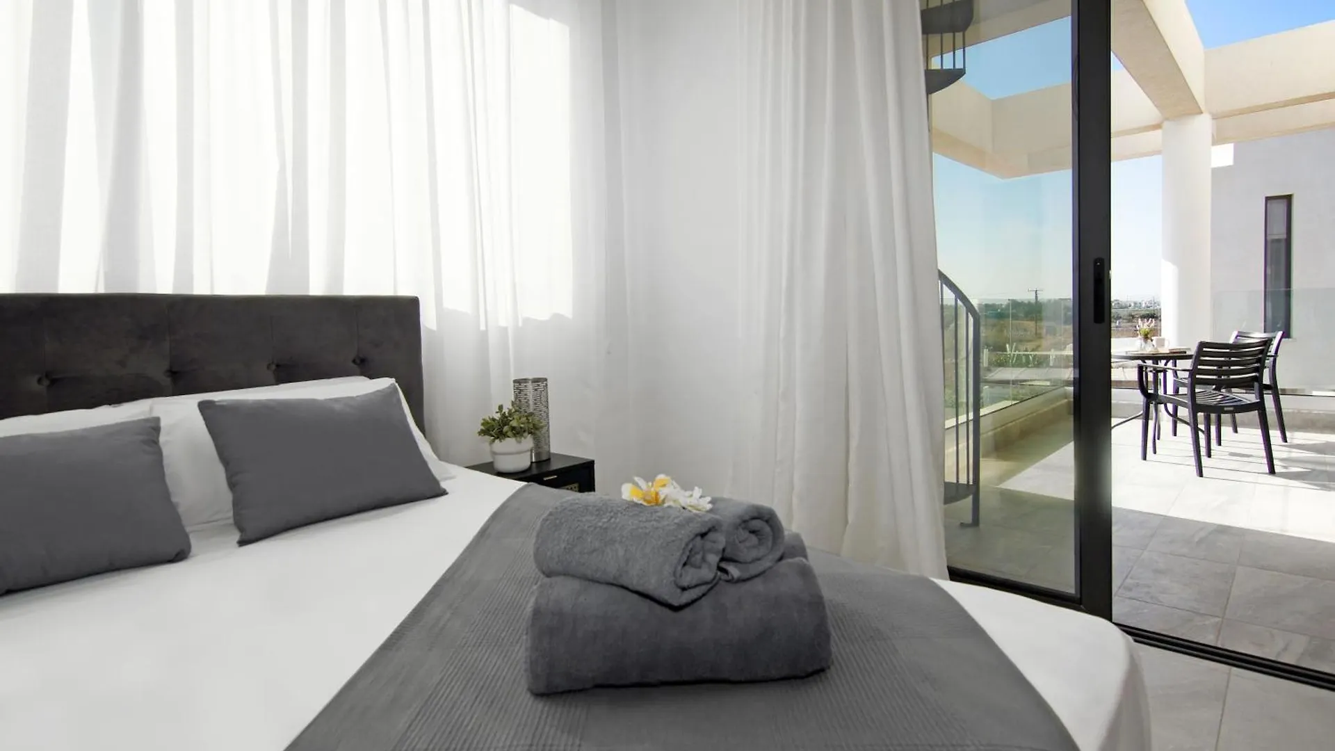 Queen Lydia Protaras Holiday home