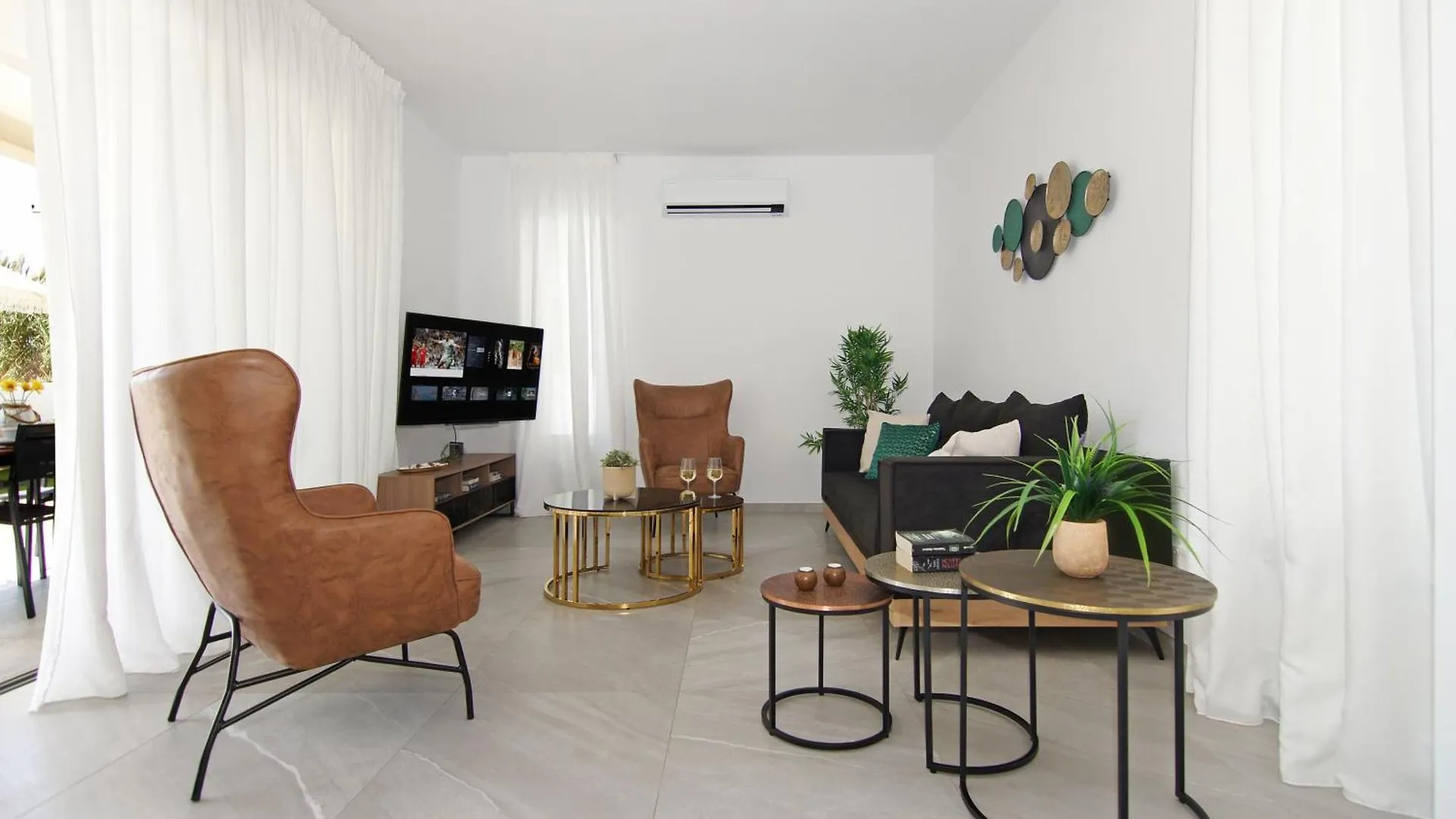 Queen Lydia Protaras Holiday home
